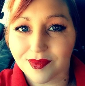 Meet your Posher, Jacqueline